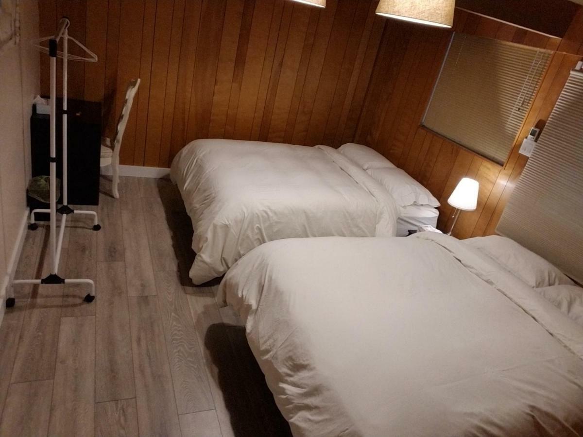 City Gardens Suites B&B Lynn Creek Extérieur photo